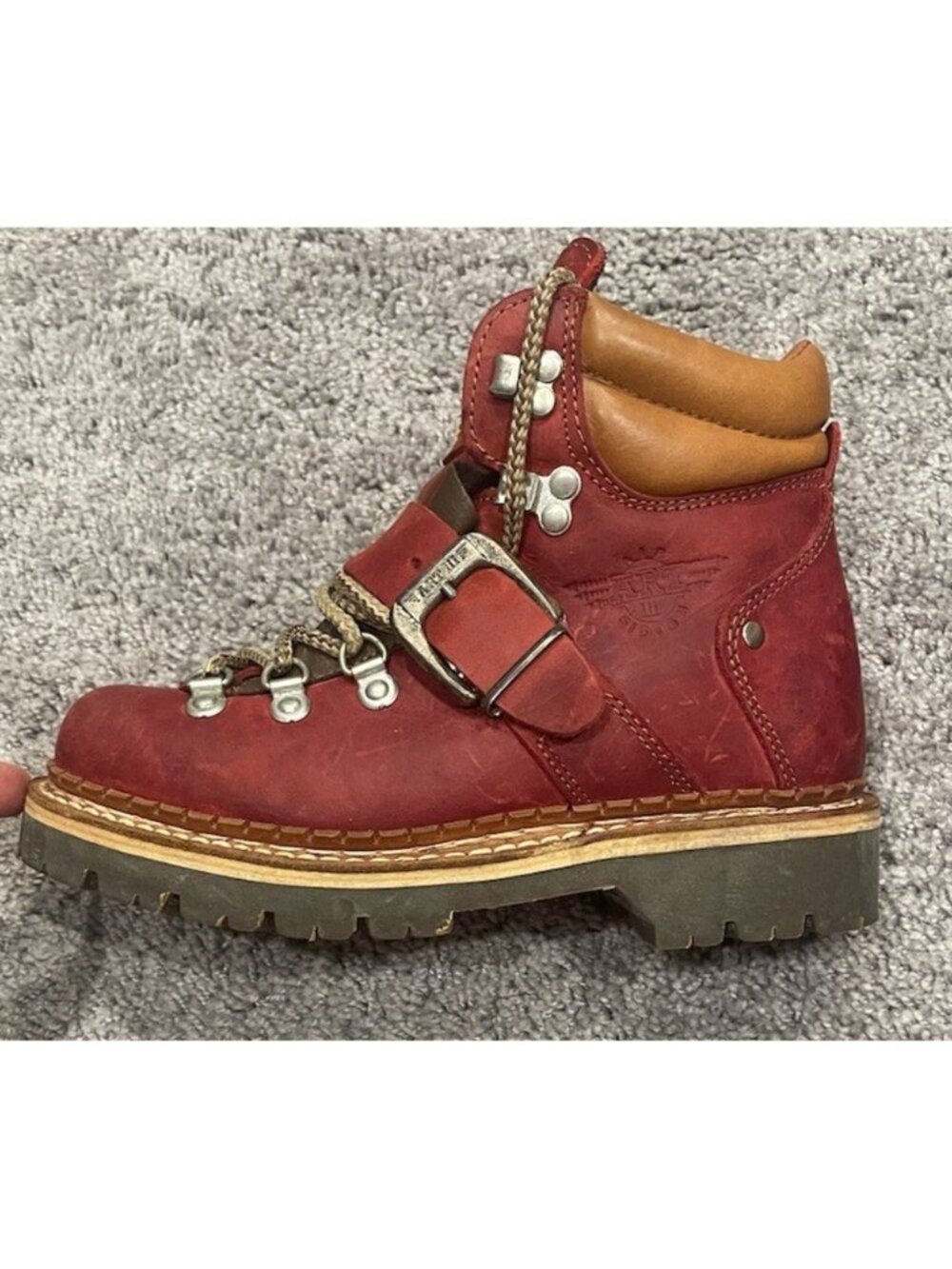RARE The Art Company Red Leather Women Y2K Size 6